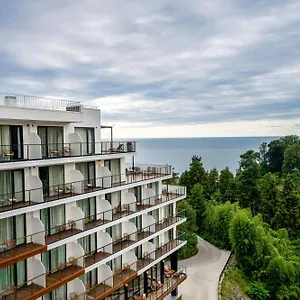 https://greenwood.batumihotels.net