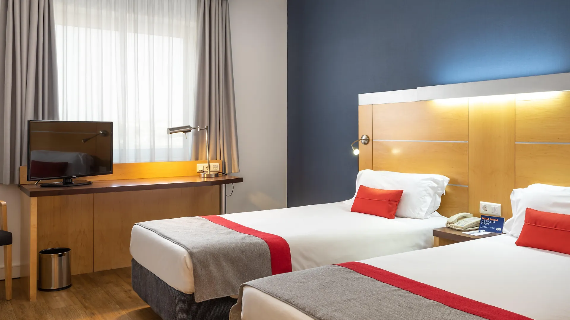 Holiday Inn Express Lisbon-Oeiras, An Ihg Hotel