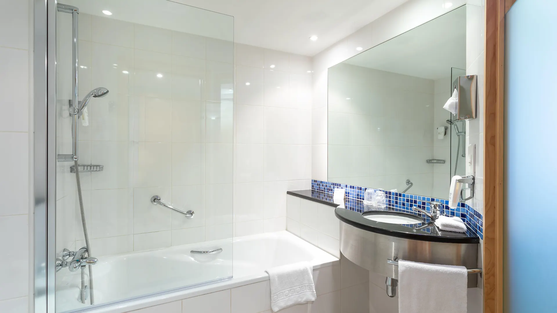 Holiday Inn Express Lisbon-Oeiras, An Ihg Hotel Portugal
