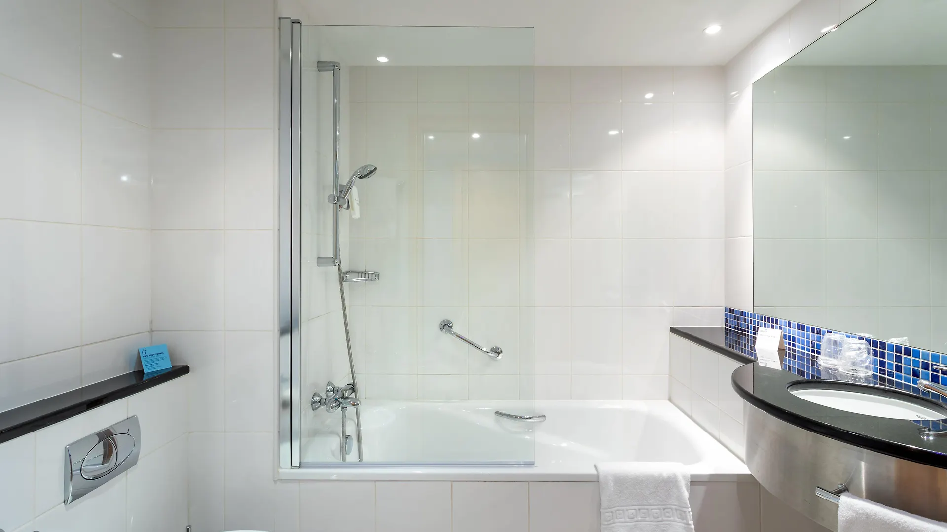 Holiday Inn Express Lisbon-Oeiras, An Ihg Hotel