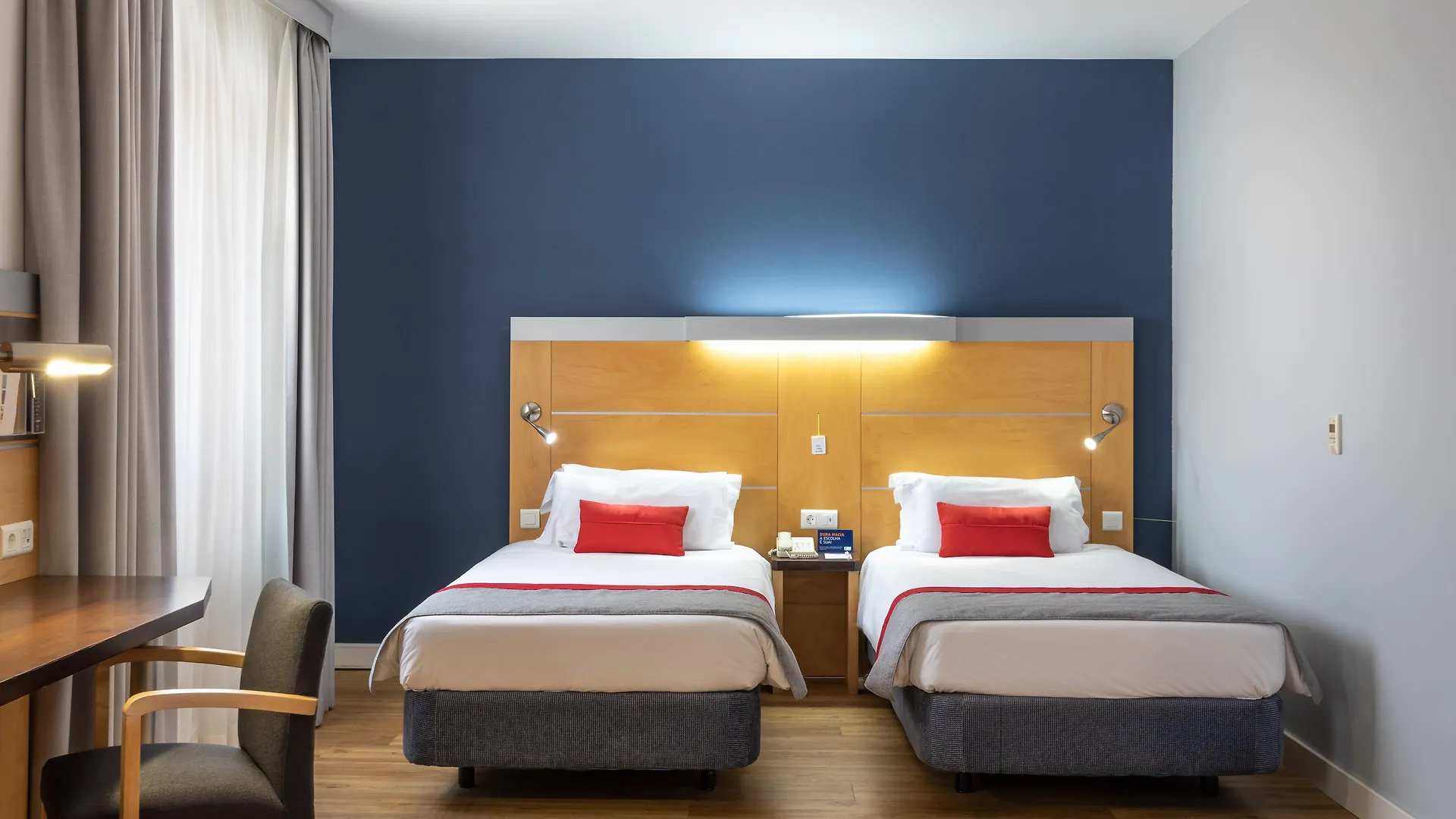 Holiday Inn Express Lisbon-Oeiras, An Ihg Hotel